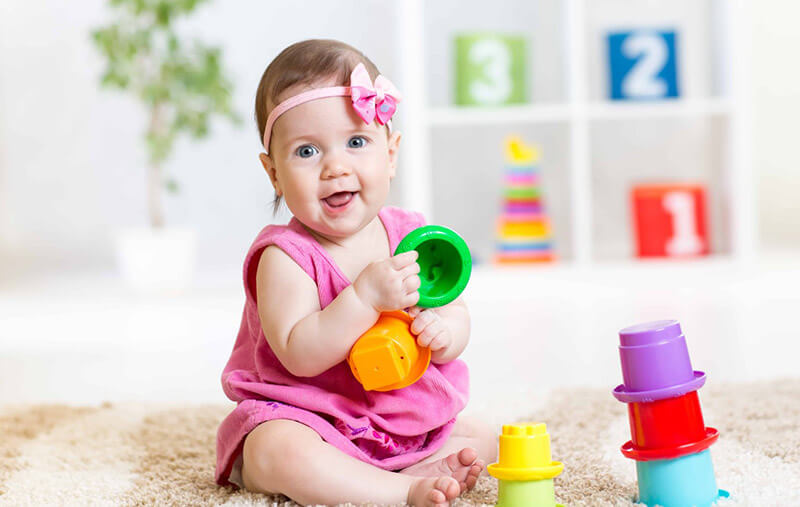 Đặc điểm đồ chơi Montessori cho bé 1 tuổi